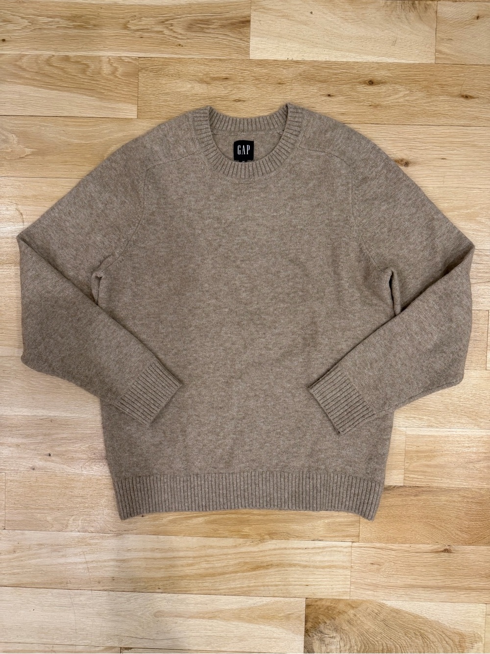 GAP Men's Crewneck Sweater in Beige Taupe
